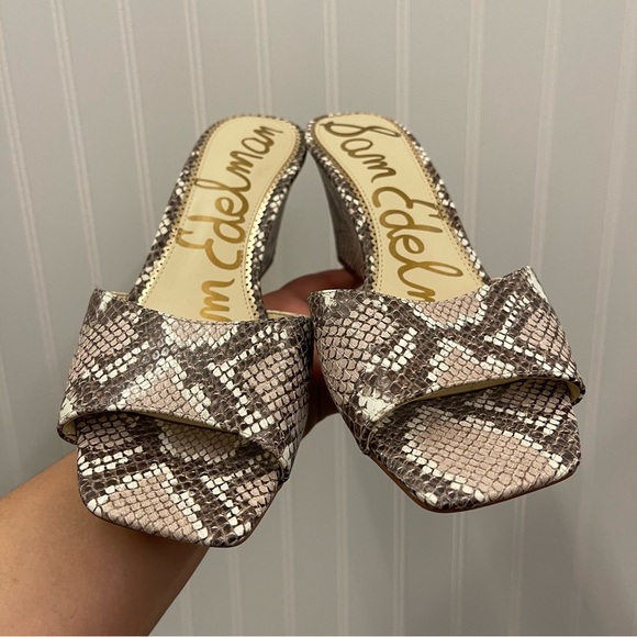 Sam Edelman Tesma Snake Skin Print Leather Wedge Mule Sandal Sz 9.5 - Picture 2 of 10